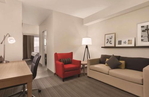 Cannifton Hotel | Country Inn & Suites by Radisson, Belleville, ON