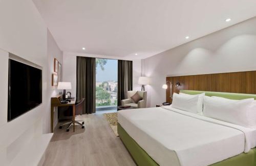 Zirakpur Hotel | Country Inn & Suites by Radisson Chandigarh Zirakpur