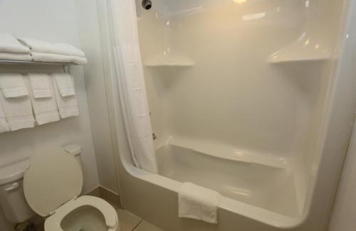 Cookeville Hotel | Country Inn & Suites by Radisson, Cookeville, TN