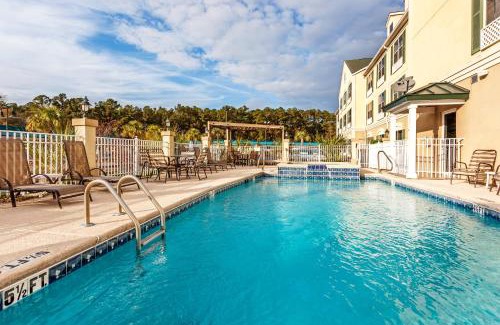 Hinesville Hotel | Country Inn & Suites by Radisson, Hinesville, GA