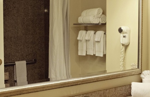 Pottsville Hotel | Country Inn & Suites by Radisson, Frackville (Pottsville), PA