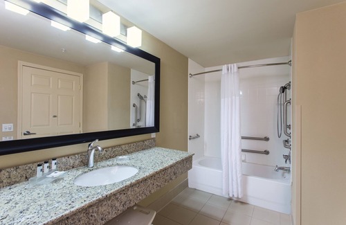 West Seneca Hotel | Country Inn & Suites by Radisson, Buffalo South I-90, NY
