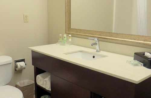 Bel Air Hotel | Country Inn & Suites by Radisson, Bel Air/Aberdeen, MD