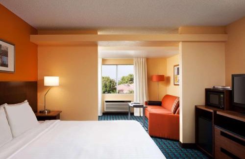 South Mountain Hotel | Country Inn & Suites by Radisson, Phoenix Airport, AZ