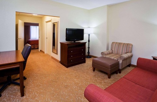 Summerhill Hotel | Country Inn & Suites by Radisson, Atlanta Downtown