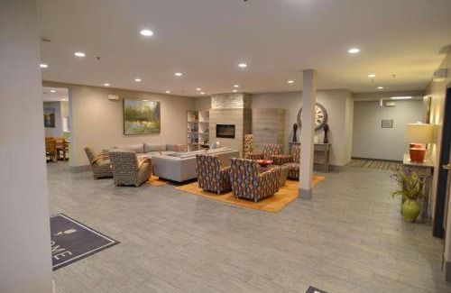 Hermantown Hotel | Country Inn & Suites by Radisson, Duluth North, MN