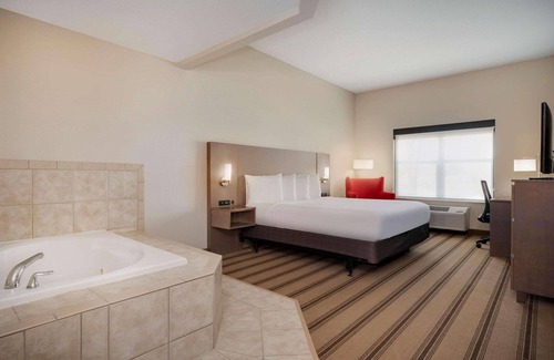 Albertville Hotel | Country Inn & Suites by Radisson Albertville near Outlet Mall