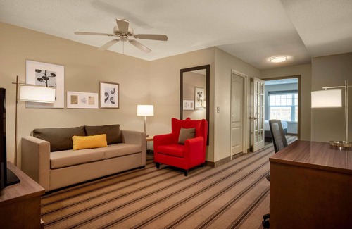 Albertville Hotel | Country Inn & Suites by Radisson Albertville near Outlet Mall