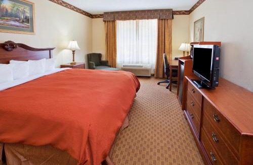 Camp Springs Hotel | Country Inn & Suites by Radisson, Camp Springs Andrews Air Force Base , MD