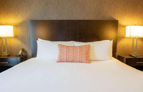 Garden City Hotel | Country Inn & Suites by Radisson, Garden City, KS