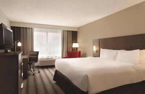 West Newton Hotel | Country Inn & Suites by Radisson, Indianapolis Airport South, IN
