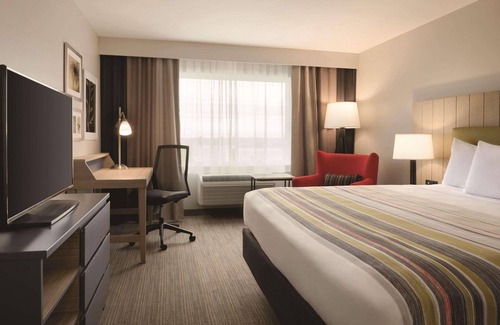 Fort Atkinson Hotel | Country Inn & Suites by Radisson, Ft. Atkinson, WI