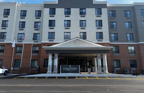 Travis - Chelsea Hotel | Country Inn & Suites By Radisson Staten Island NY