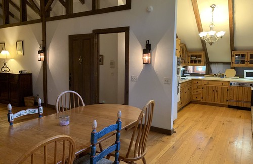 Sharon House | Country Living at its best in this Sharon Estate with indoor pool*