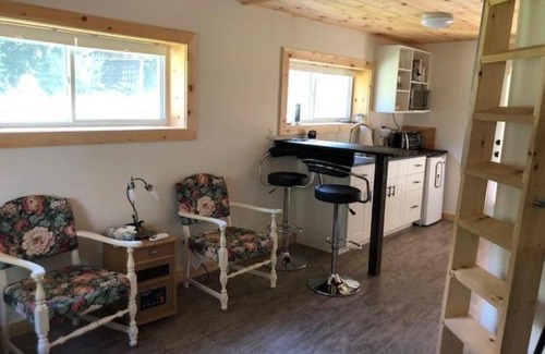 Gravenhurst Bed & Breakfast | Country Living