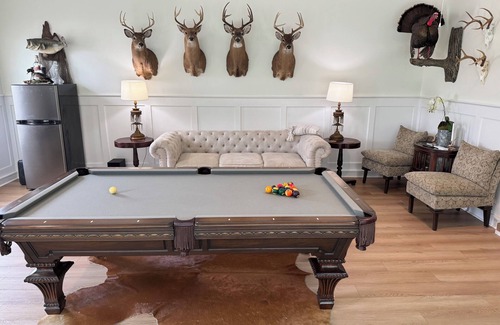 Hahira House | Country Living, minutes from town.