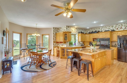Jackson County House | Country Living w/Spacious Yard: Sibley Home!