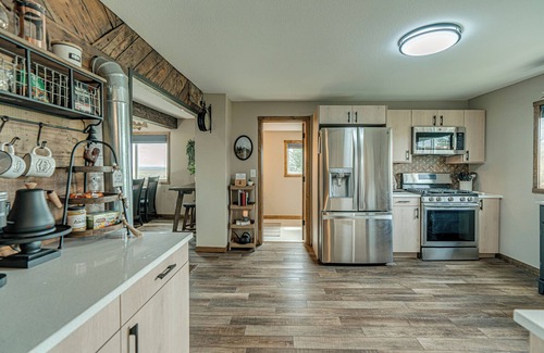 Menoken Other | Country Living with Modern Amenities and Hot Tub