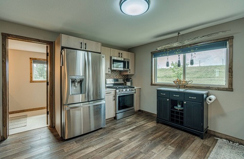Menoken Other | Country Living with Modern Amenities and Hot Tub