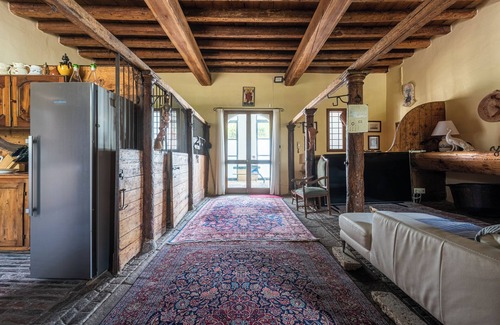 San Pietro Viminario House | Country Mansion near Venice Italy 3300 Squarefeet
