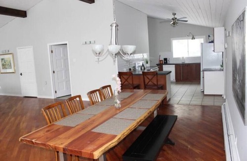 Elora House | Country Oasis in the Village