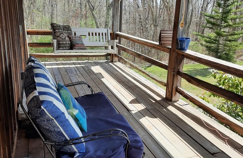 Meadow Bluff House | Country Roads Take Me Home near Lewisburg, WV