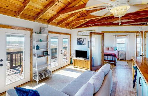 Cedar Lane House | Country Roads