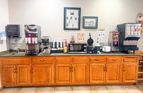 Preston Hotel | Country Trails Inn & Suites