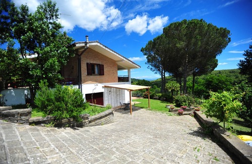 Poggio Villa | Country villa, outdoor holiday, cooking class, walking & biking. Bracciano- Rome