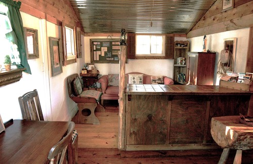 Glen Rose Cottage | Country Woods Inn