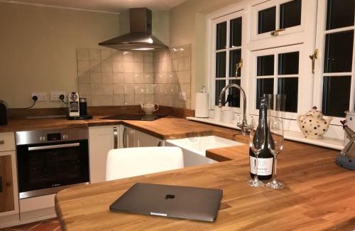 Westerham Apartment | Countryside Apartment