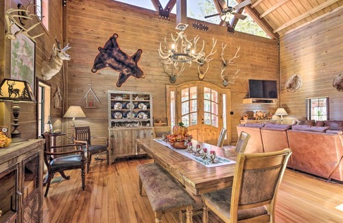 Wheeler House | Countryside Cabin Retreat with Outdoor Kitchen!