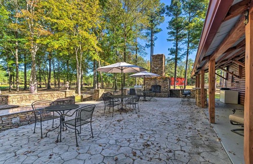 Wheeler House | Countryside Cabin Retreat with Outdoor Kitchen!