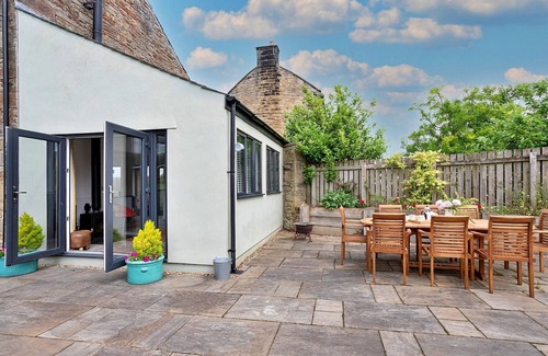 Welton Cottage | Countryside cottage near Rosley, No deposit