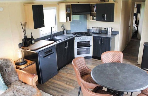Glentham Cabin | Countryside Family Cabin Retreat