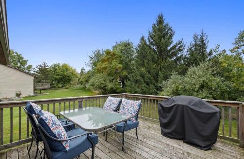 Rockford House | Countryside Family Cottages near Lake Bella Vista