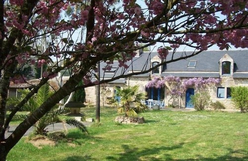 Pluguffan Cottage | Countryside gite, near the sea, ideally situated for visiting Southern Finistère