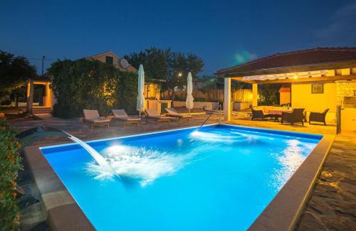 Municipality of Klis House | Countryside House Dugobabe