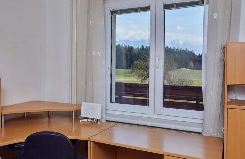 Radovljica Apartment | Countryside House near Bled