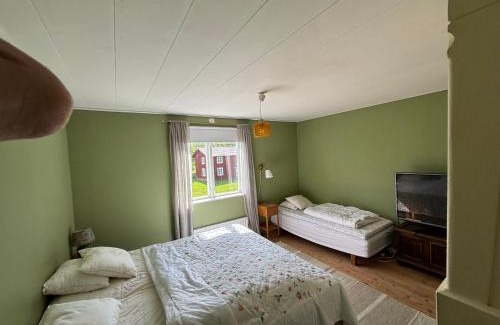 Varnamo Municipality House | Countryside house with fireplace