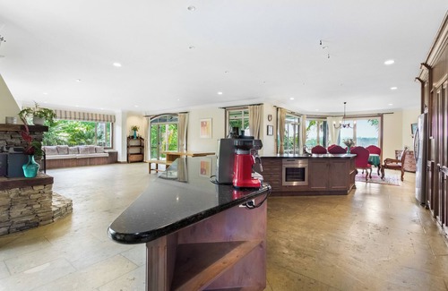Whitford Villa | Countryside Zen Estate - Views and Pool