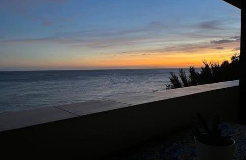 Praia Apartment | Couple Getaway with Panoramic Ocean View