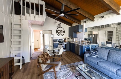 Vail Condo | Couple's Mountain Retreat: Summer Paradise! Views, Hiking, Biking, and more!