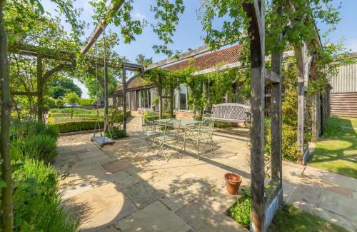 Ipswich House | Court Barn
