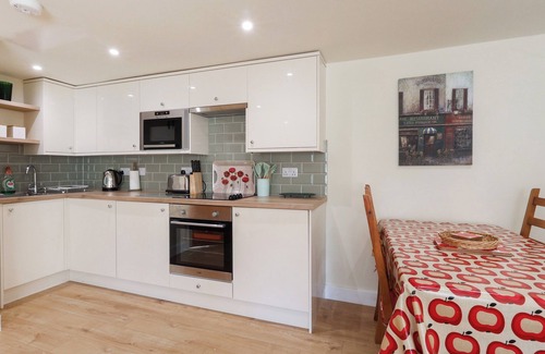 Upton St. Leonards Cottage | Court Cottage - UK49274