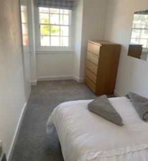 Inverkeithing Apartment | Courtyard and Forth Apartments