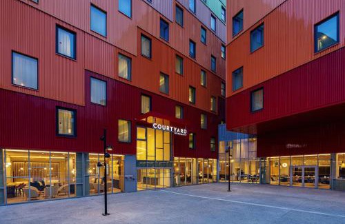 Roissy-en-France Hotel | Courtyard by Marriott Paris Charles de Gaulle Central Airport