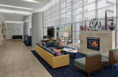 North Buckhead Hotel | Courtyard by Marriott Atlanta Buckhead
