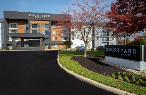 Mount Saint Joseph Hotel | Courtyard by Marriott Cincinnati Airport