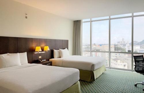 Kennedy Hotel | Courtyard by Marriott Guayaquil